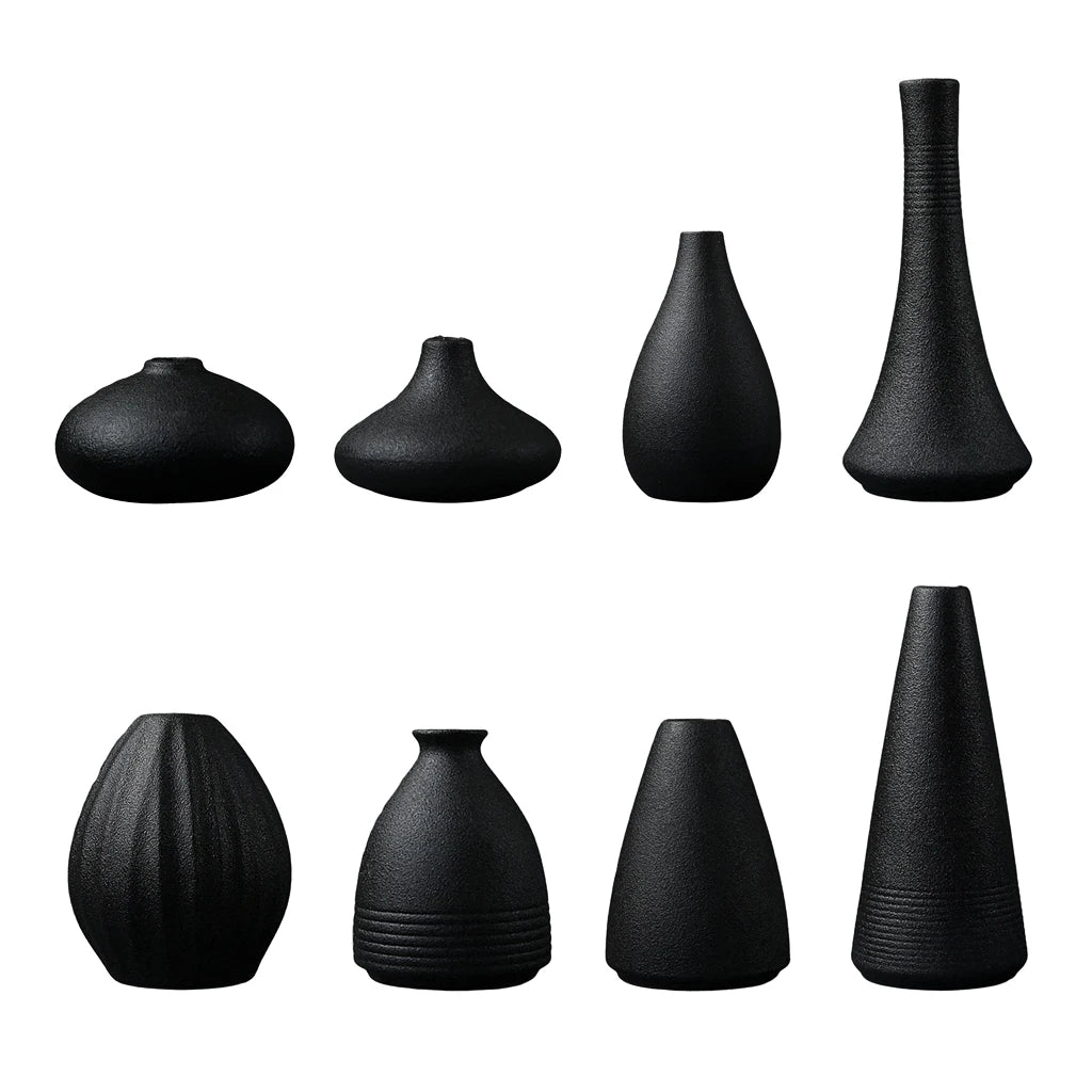 Vase en céramique noir élégant et moderne