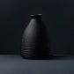 Vase en céramique noir élégant et moderne